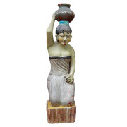 statue