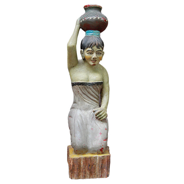 statue